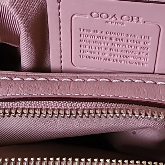 Edie Shoulder Bag with Tea Rose Tooling Mauve